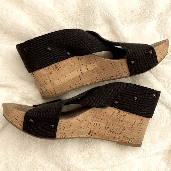 LUCKY BRAND Black strap Cork wedge sandal - Picture 2 of 5